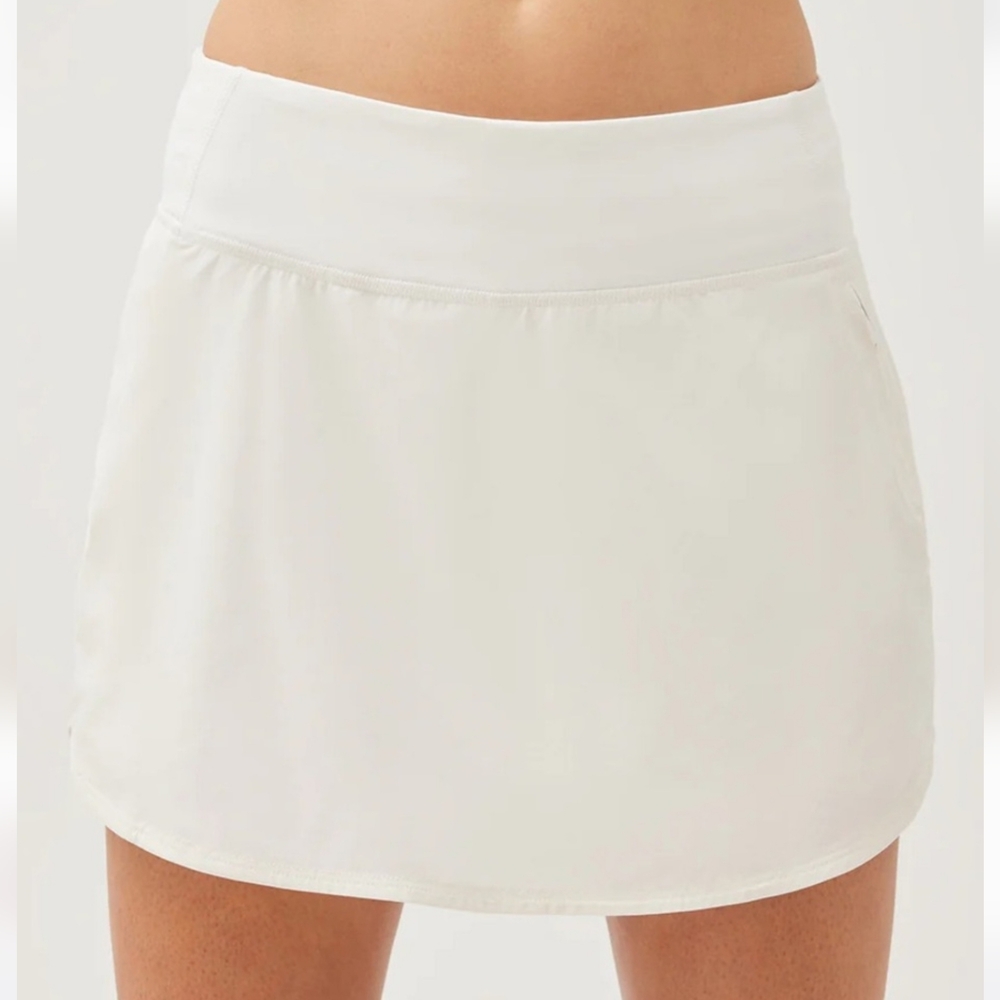 Outdoor Voices Hudson 4” Skort (new with tags)